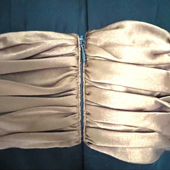 London Times Dress - Picture 4 of 8